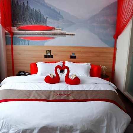 Thank Inn Chain Hotel Jiangsu Nantong Tongzhou District Xianfeng Town Kaihao Square ภายนอก รูปภาพ